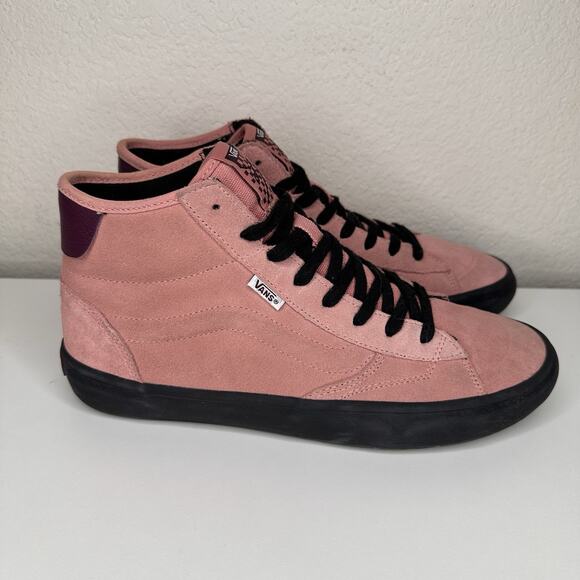 Vans Shoes - Vans Lizzie Rosette Pink Black Suede Skate Shoes Women’s Size 10.5 Mens 9